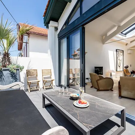 Σπίτι διακοπών Factory Townhouse Biarritz Beach And Parking Within Walking Distance Μπιαρίτζ
