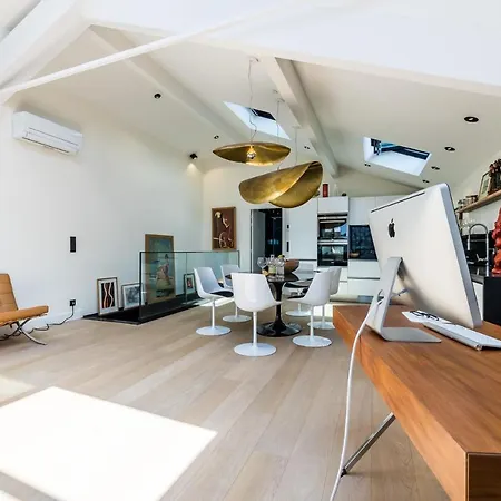 Factory Townhouse Biarritz Beach And Parking Within Walking Distance Μπιαρίτζ